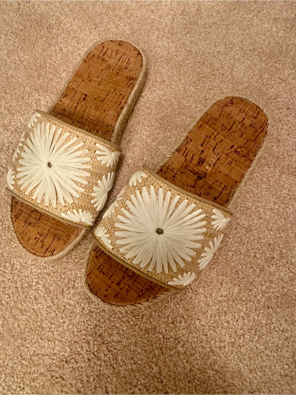Jack Rogers Cream Daisy Slide Sandals